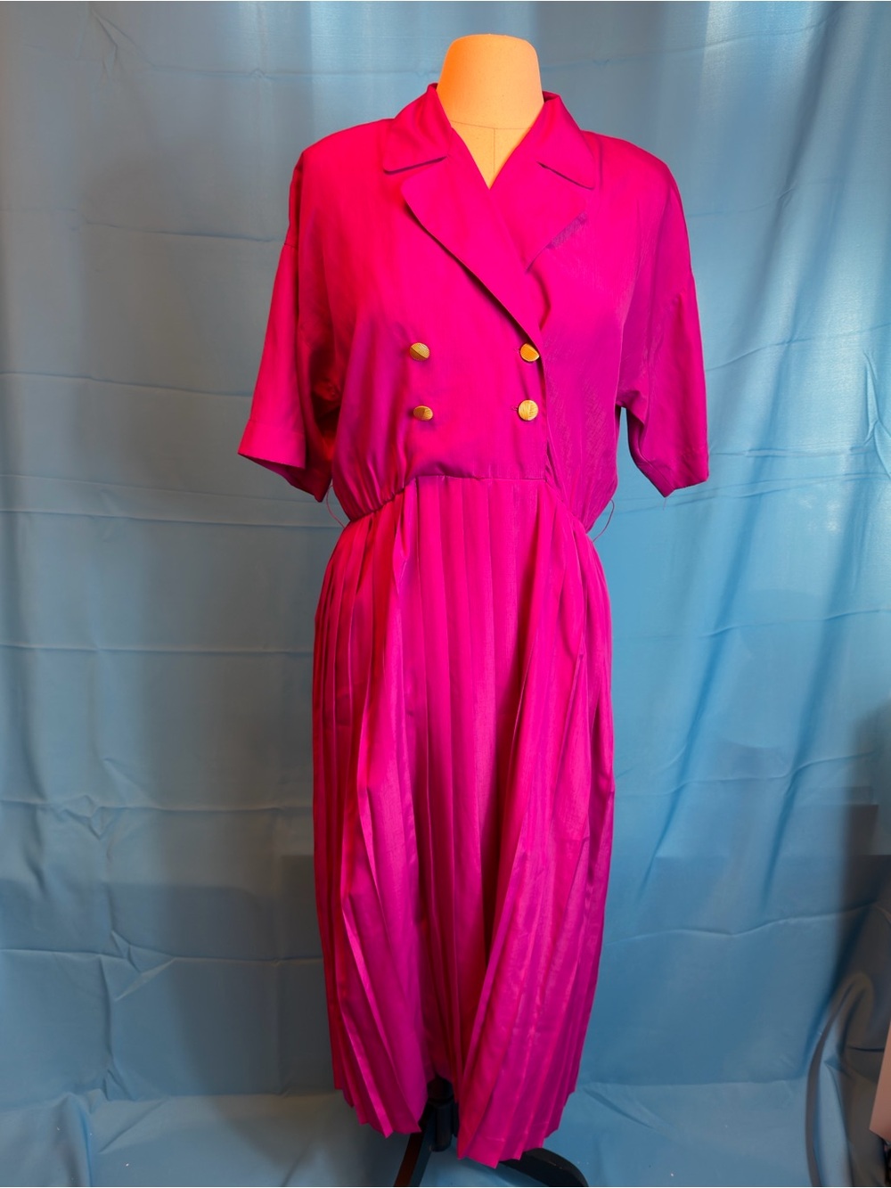 Vintage 80s Ms Chaus Purple/Fuchsia Pleated Power Dress Gold Buttons Size 6